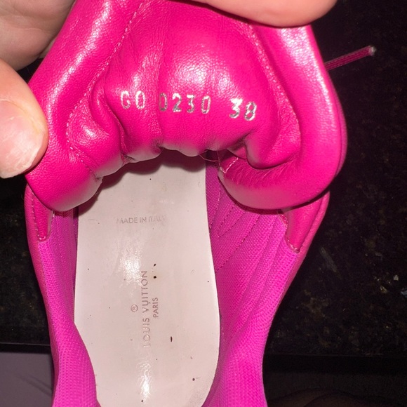 Limited edition 🩷Pink Archlight sneakers🩷 - Picture 3 of 3